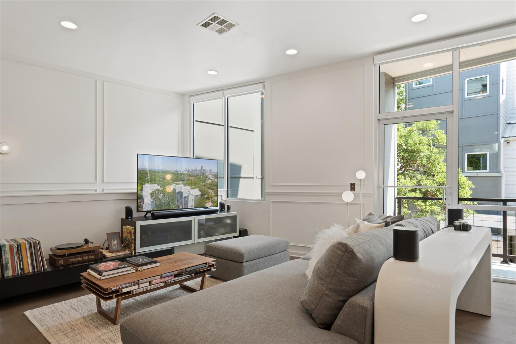 1500 Summit ST # 5