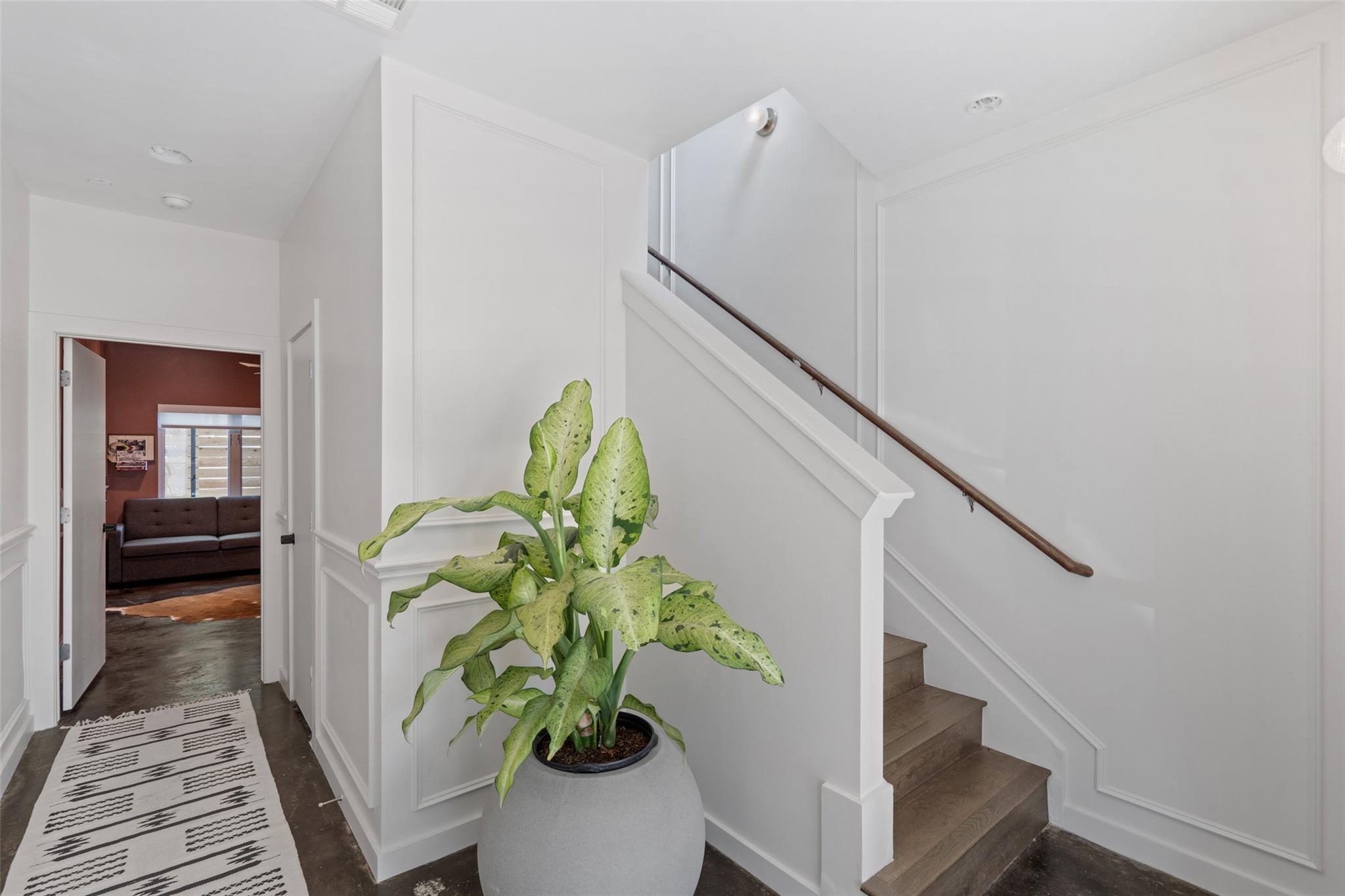 1500 Summit ST # 5