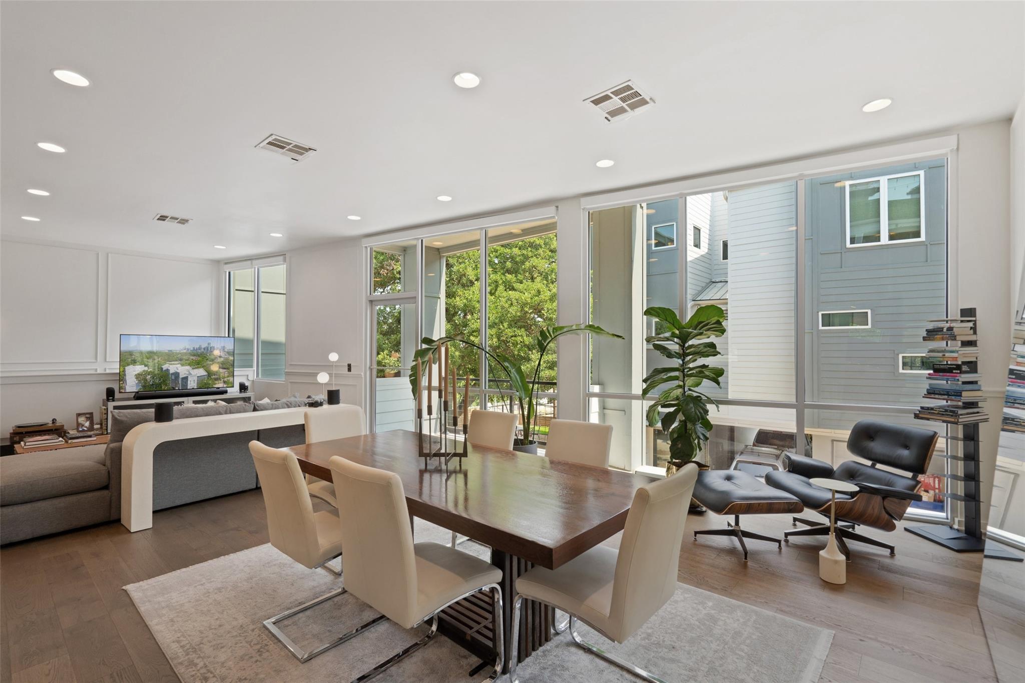 1500 Summit ST # 5