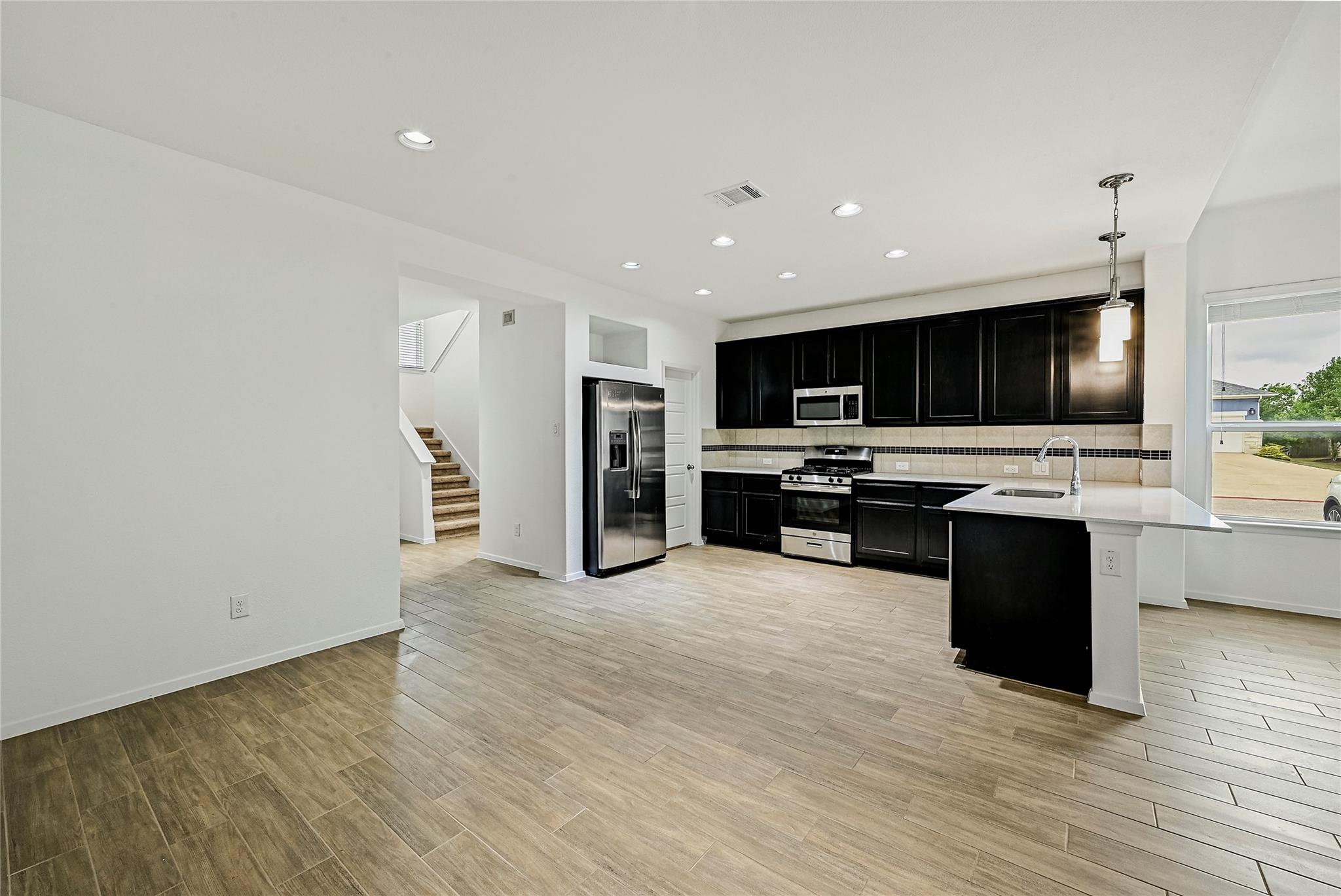 13701 Ronald W Reagan BLVD # 68