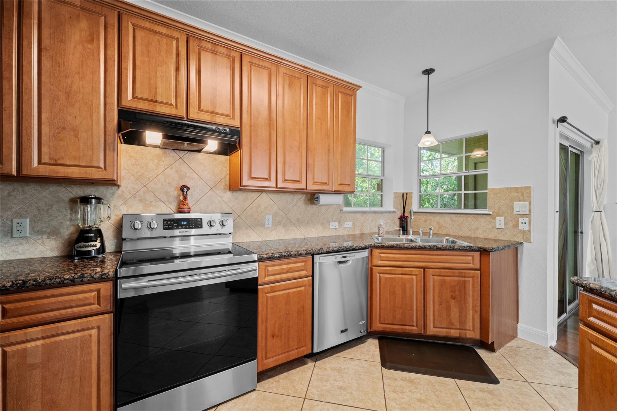 1402 Parker LN # 3