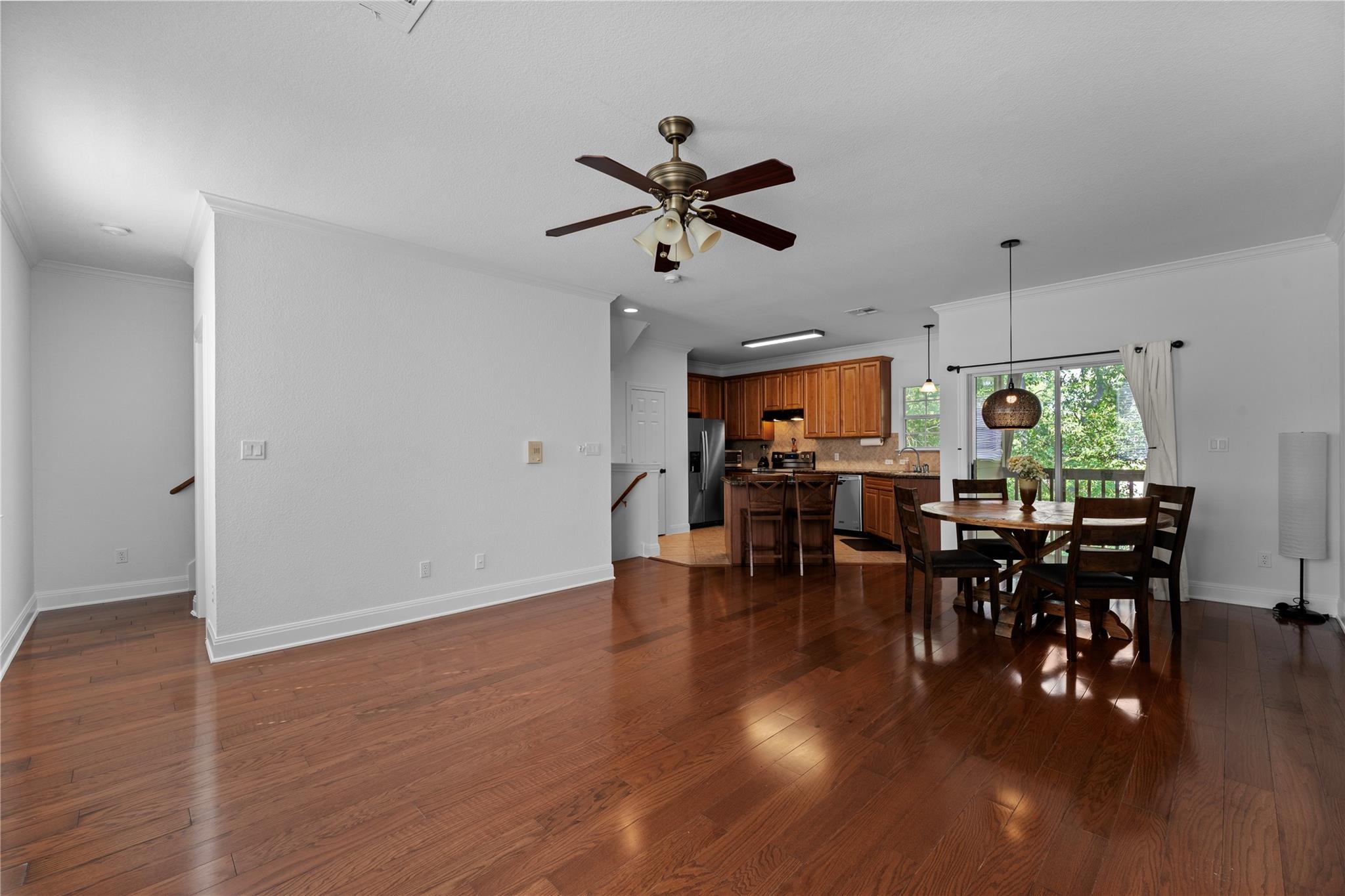 1402 Parker LN # 3