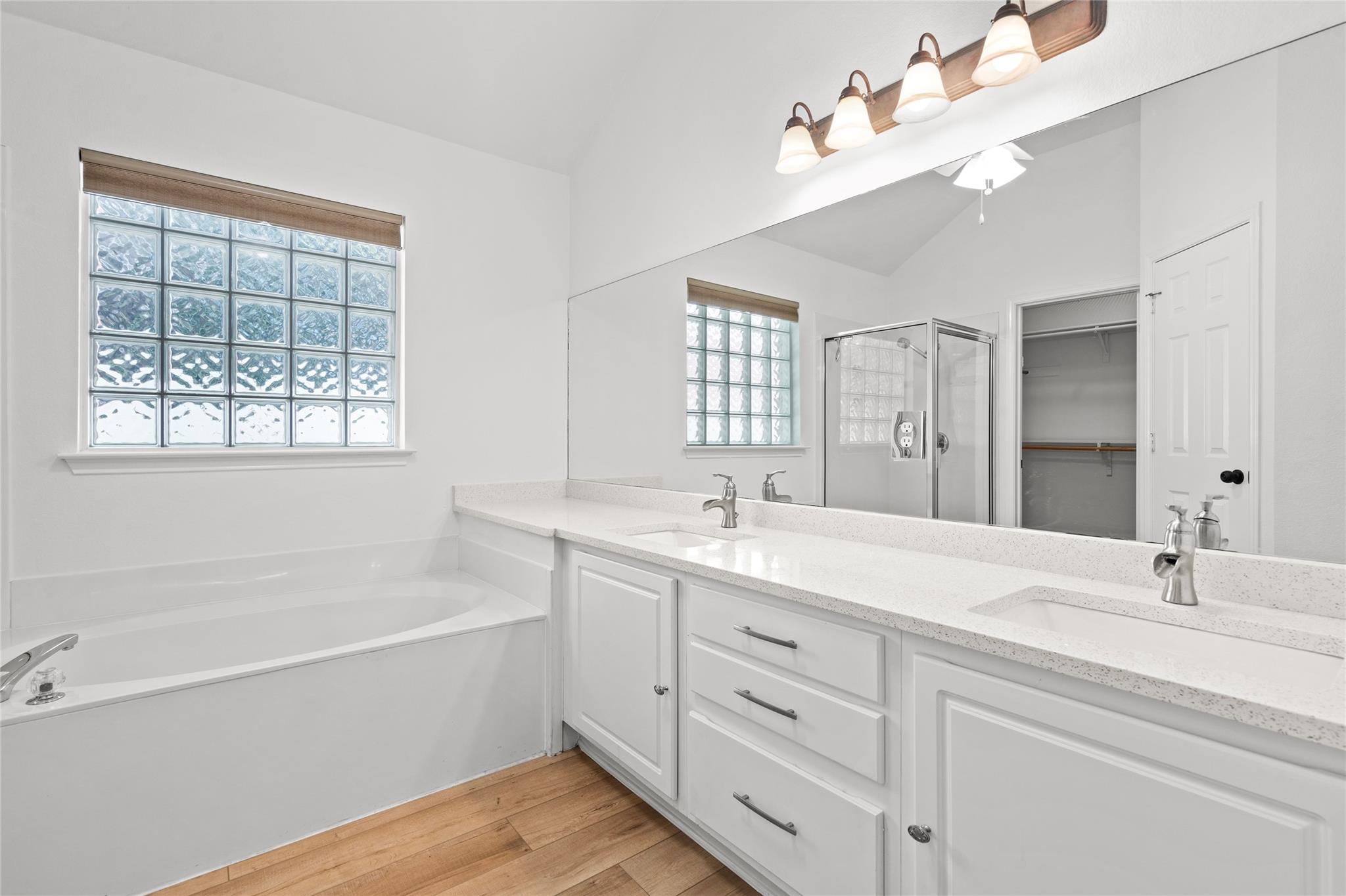 10318 Broomflower DR