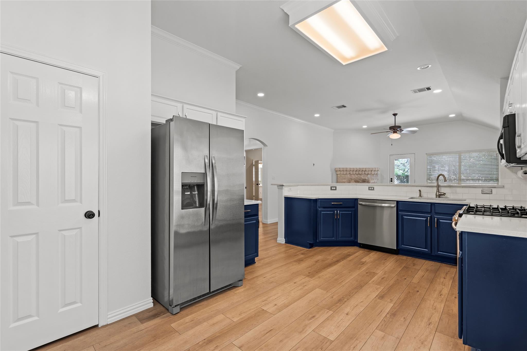 10318 Broomflower DR