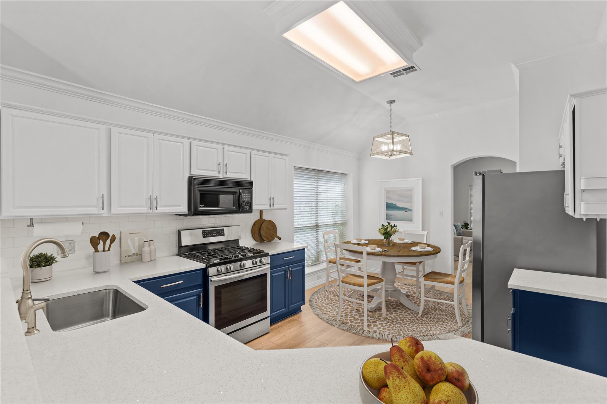 10318 Broomflower DR