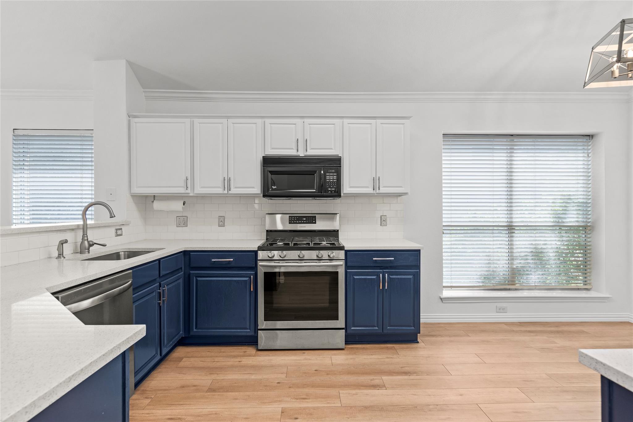 10318 Broomflower DR