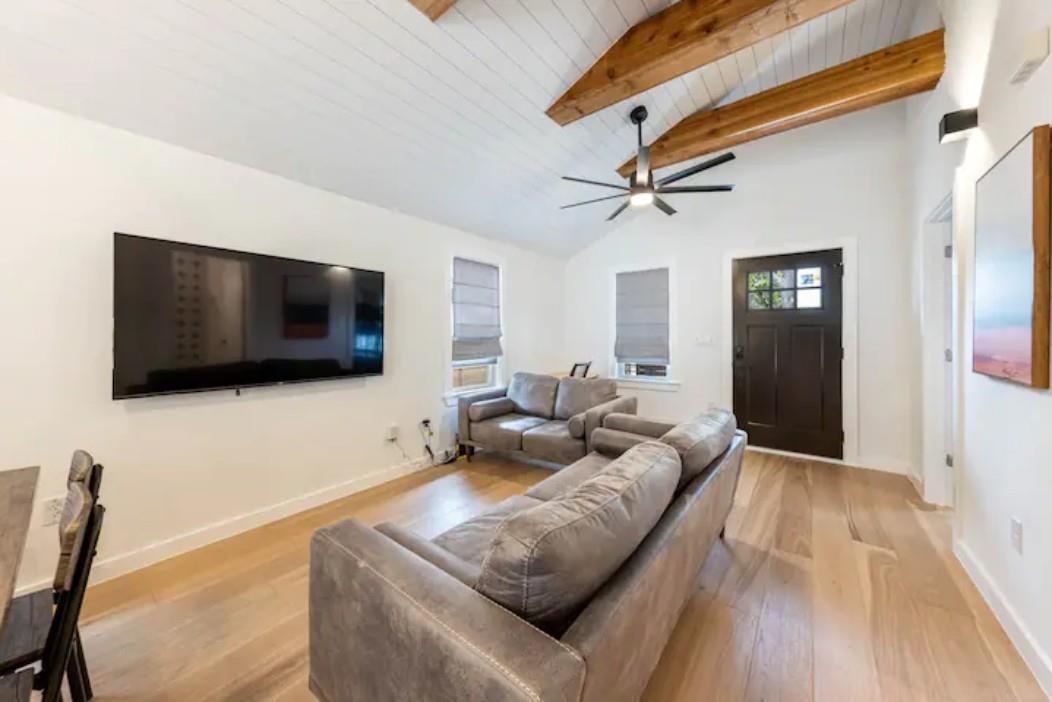2319 Santa Rita ST