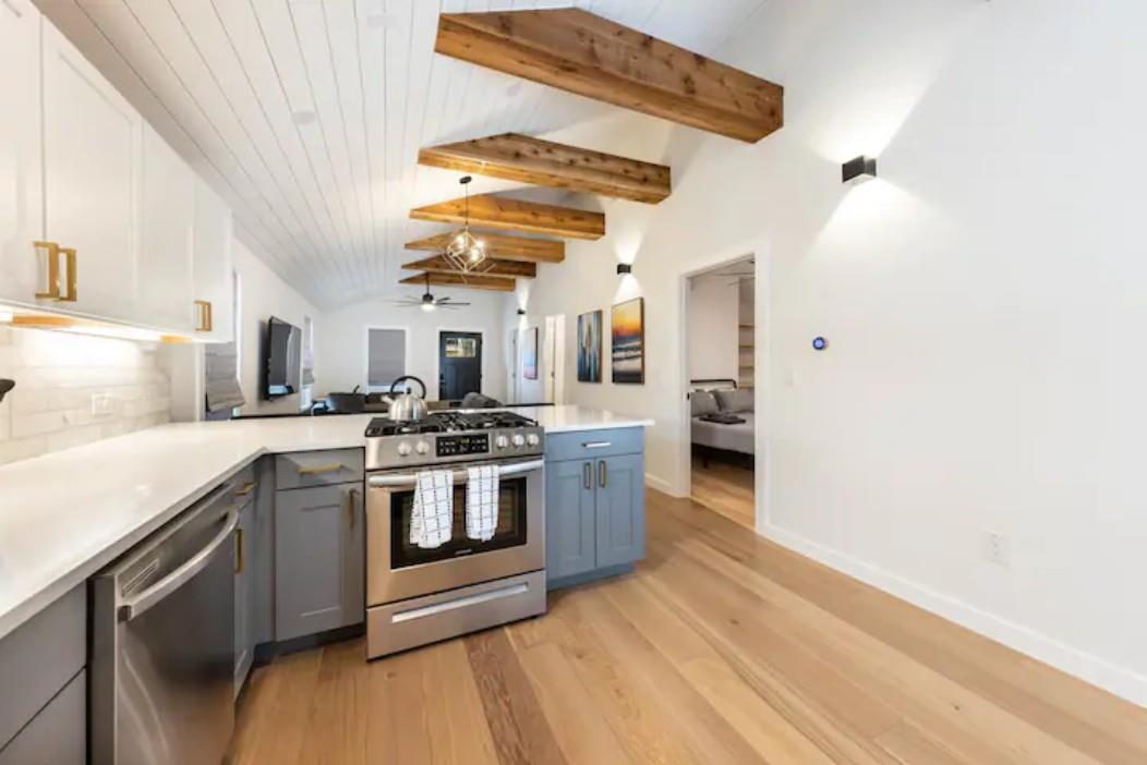 2319 Santa Rita ST