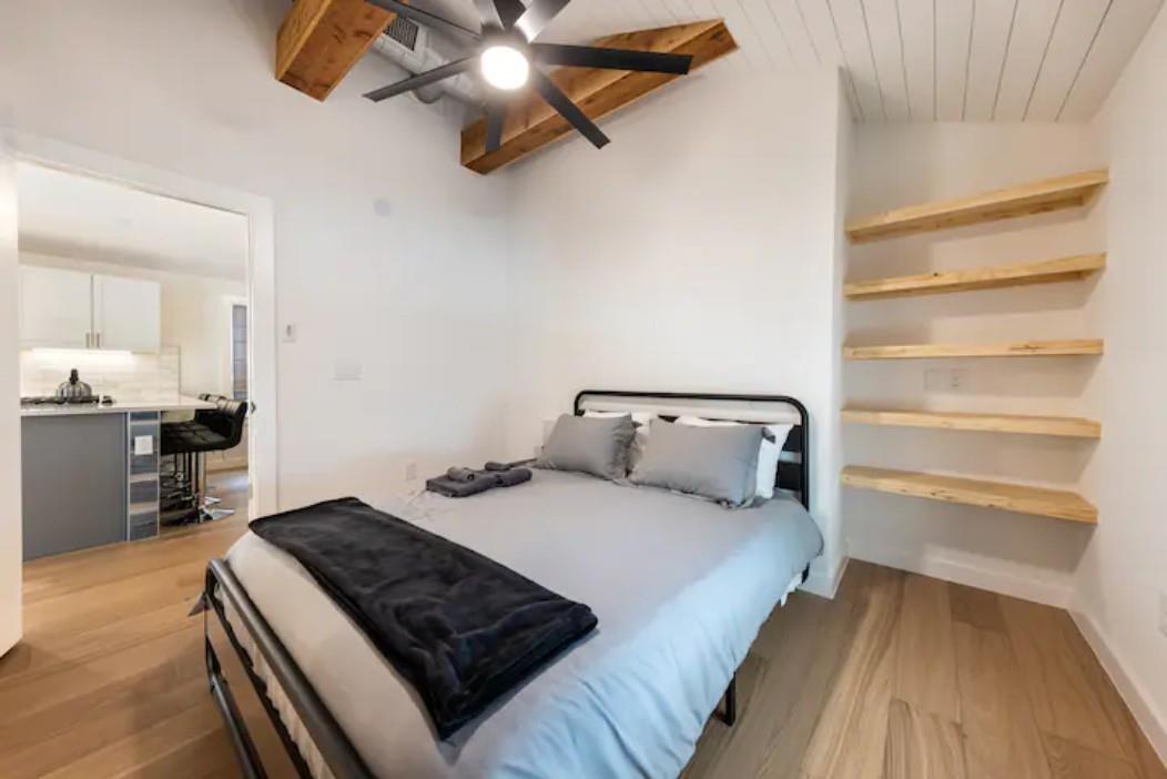 2319 Santa Rita ST
