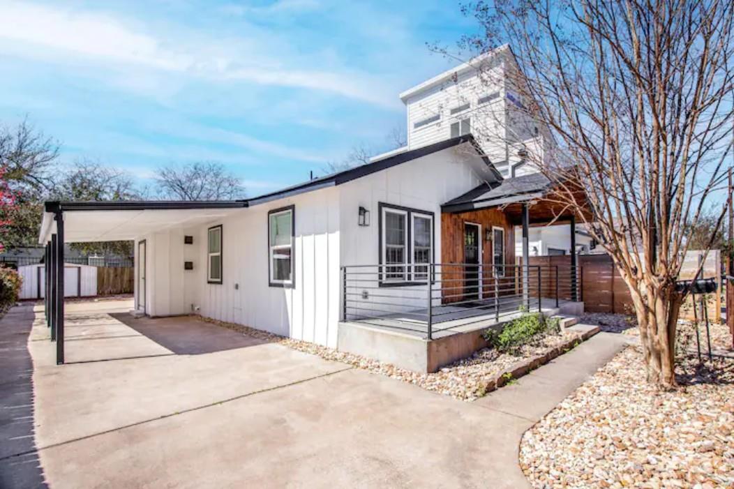 2319 Santa Rita ST