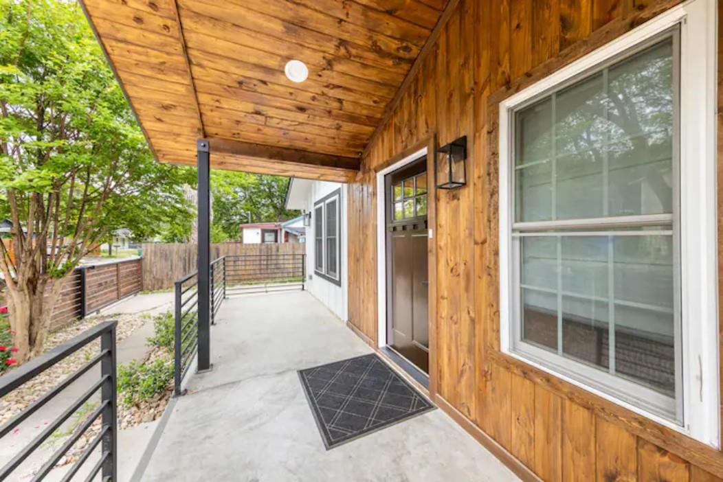 2319 Santa Rita ST