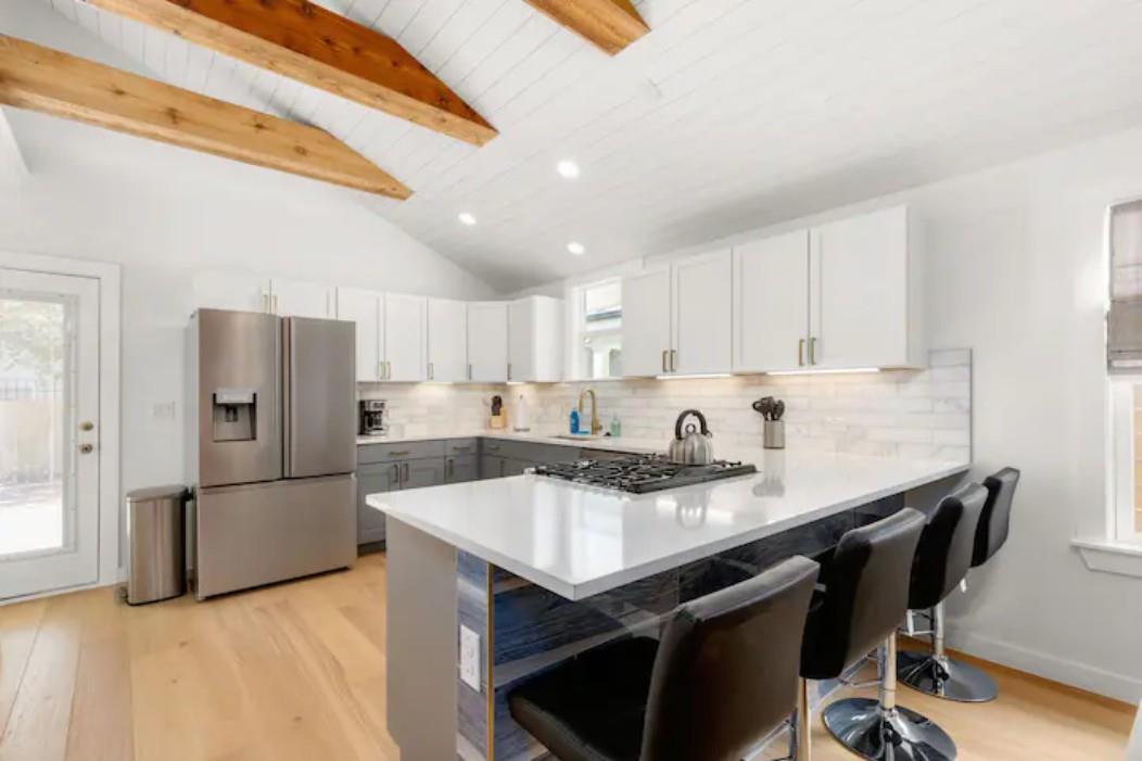 2319 Santa Rita ST