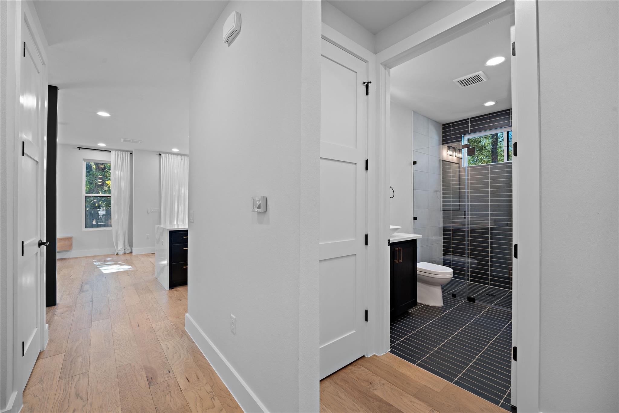 2211 Santa Rosa ST