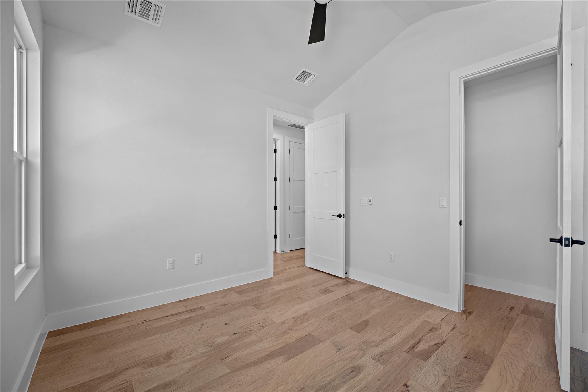 2211 Santa Rosa ST