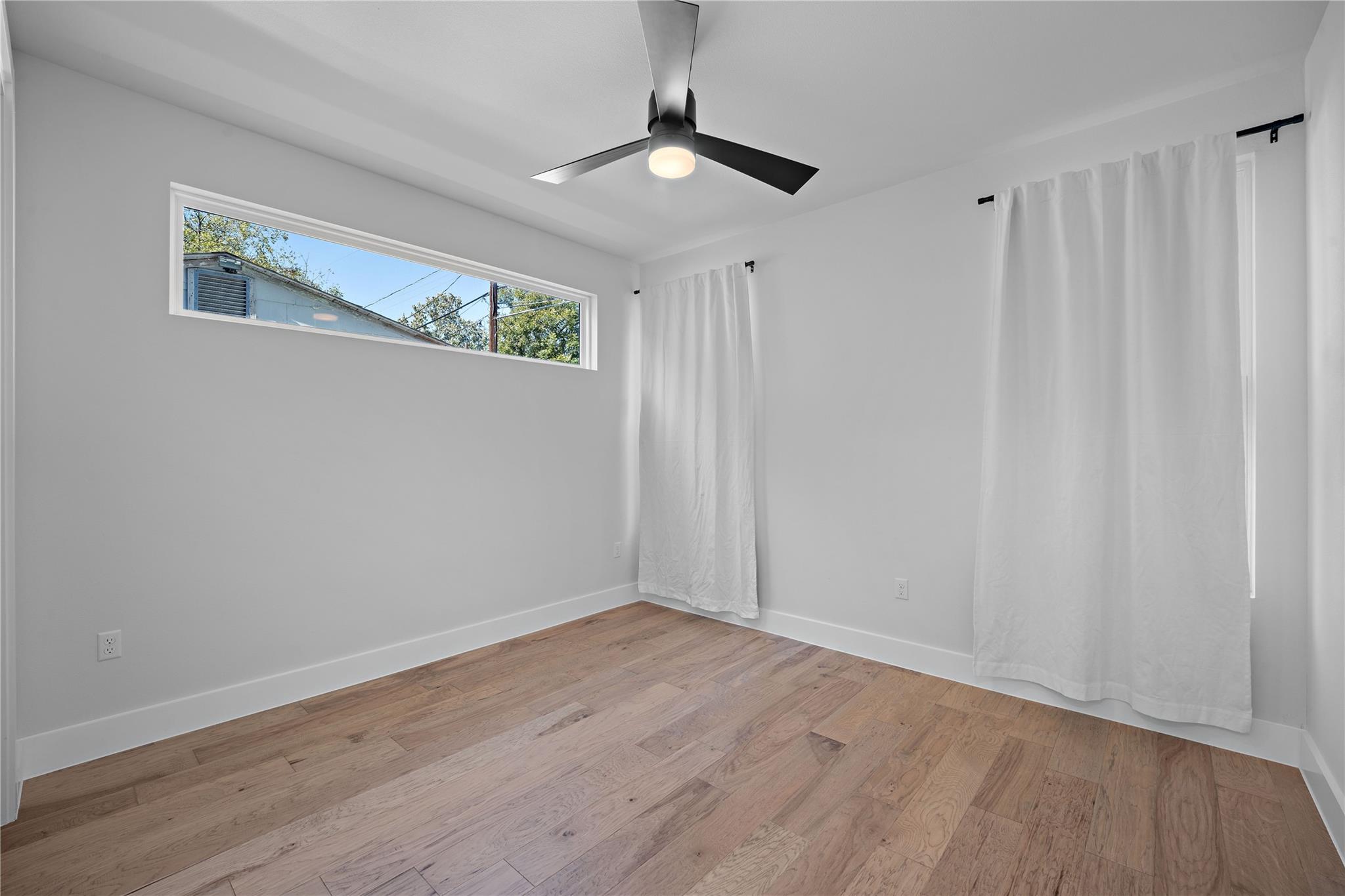 2211 Santa Rosa ST