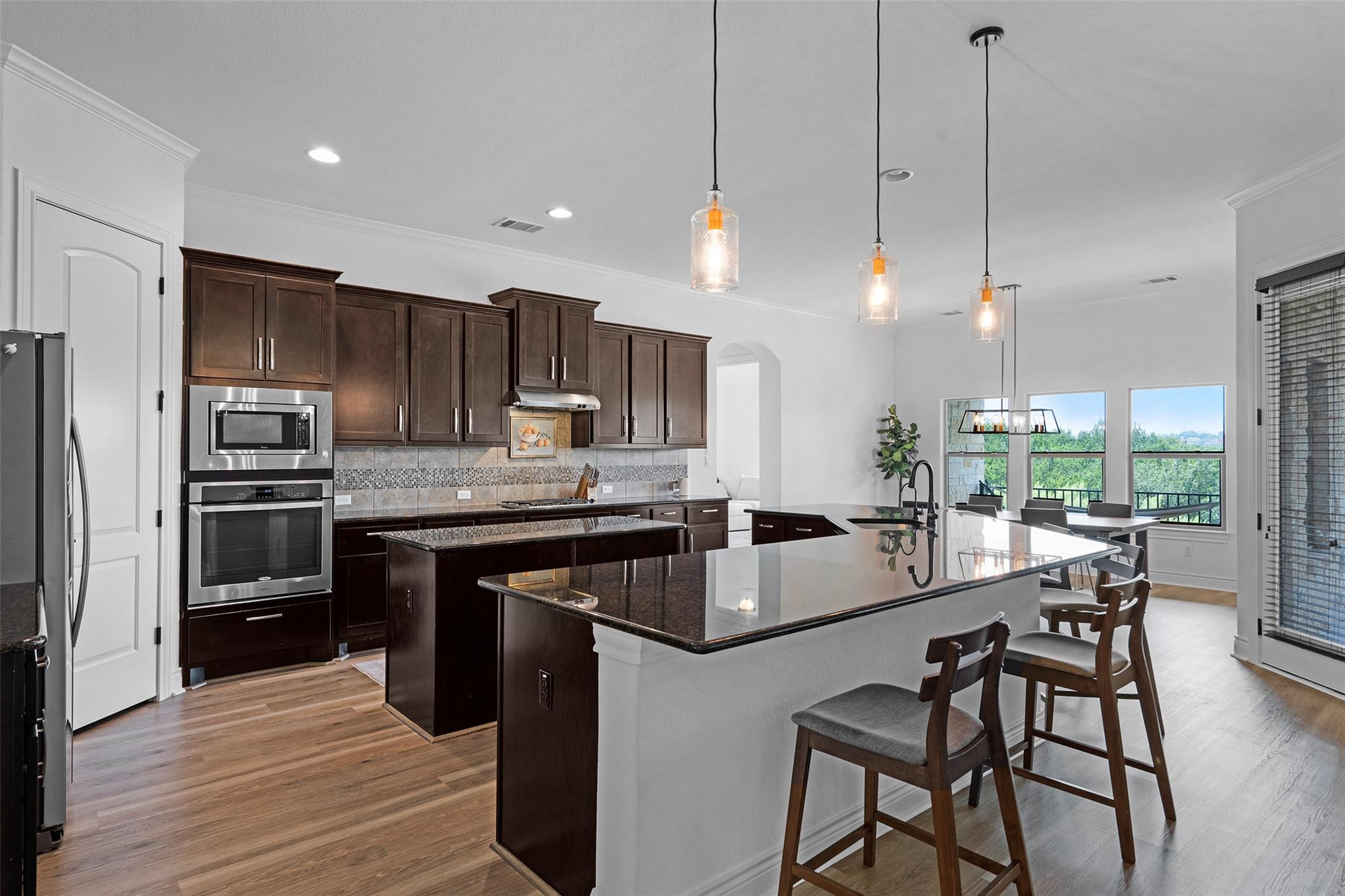 1075 Bluff Woods DR