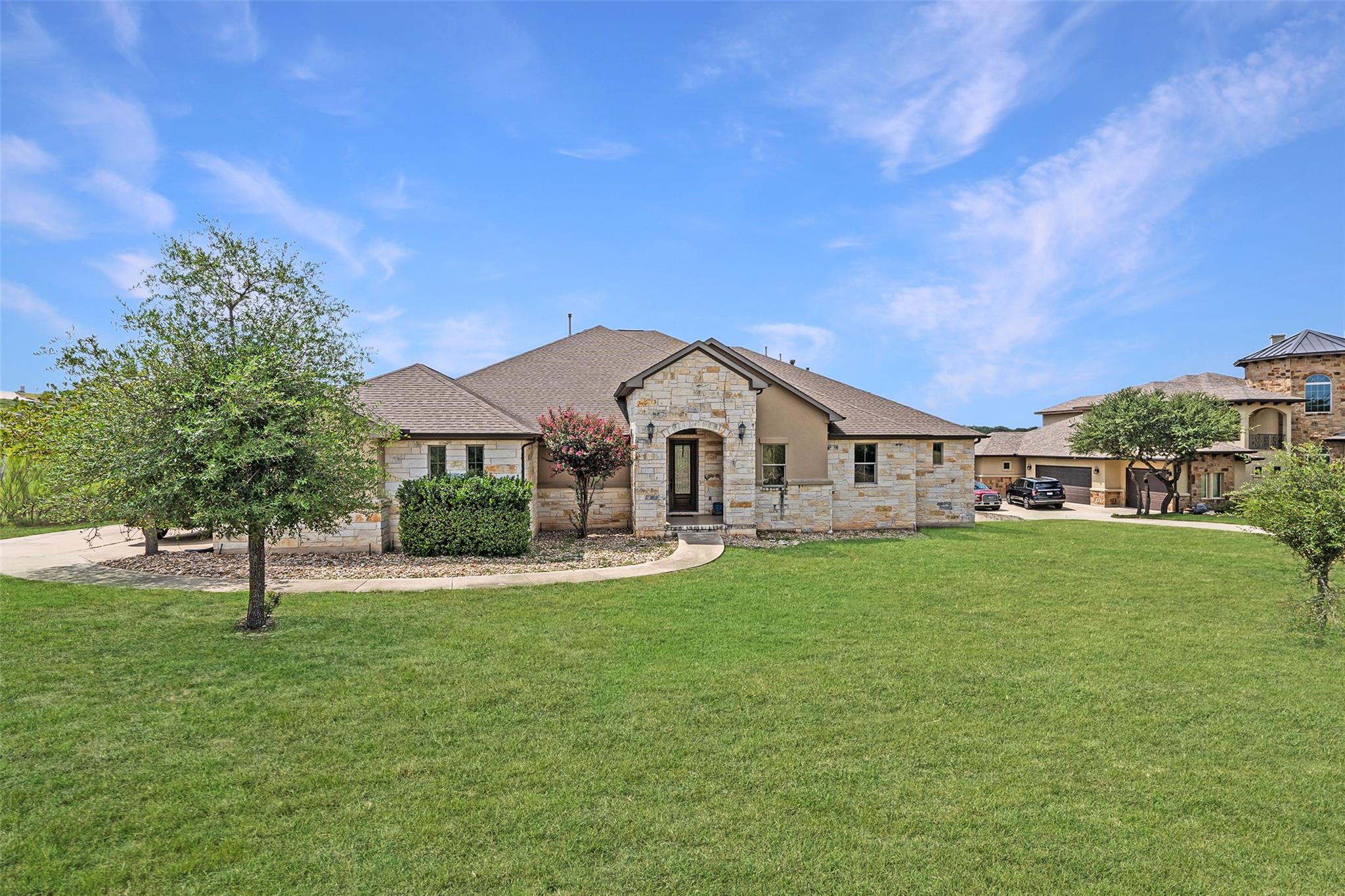 1075 Bluff Woods DR