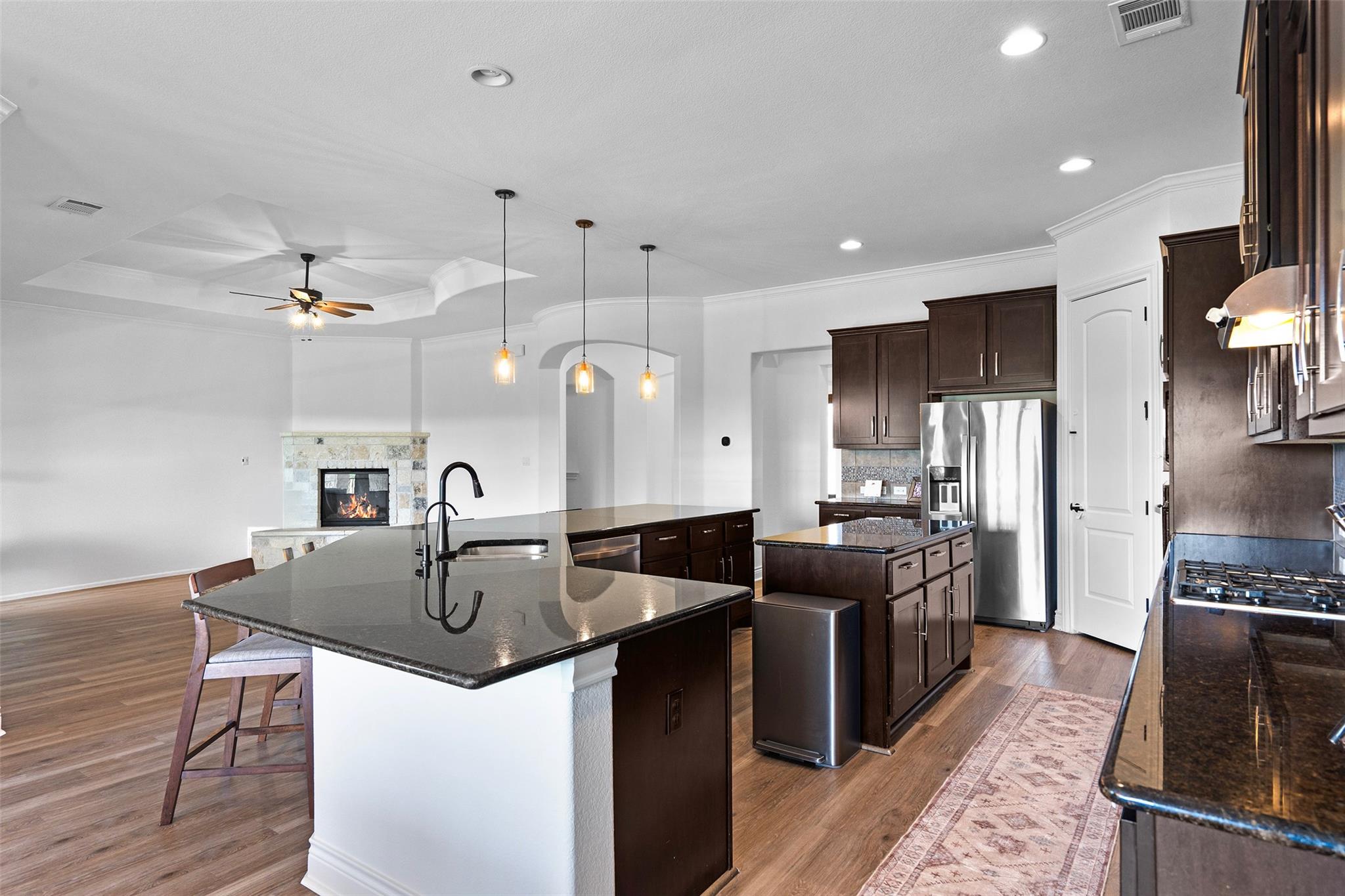 1075 Bluff Woods DR