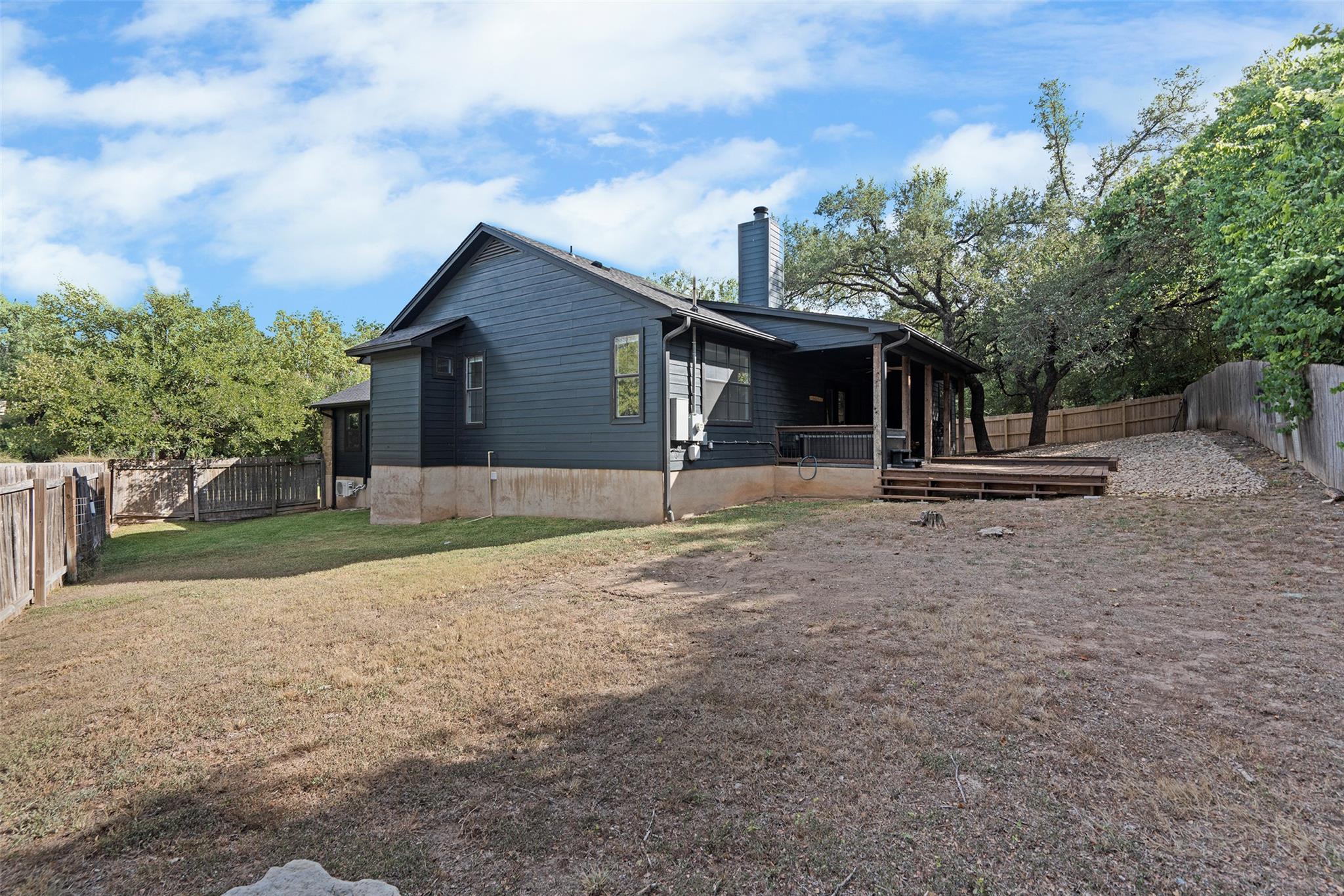 14913 Longbranch DR