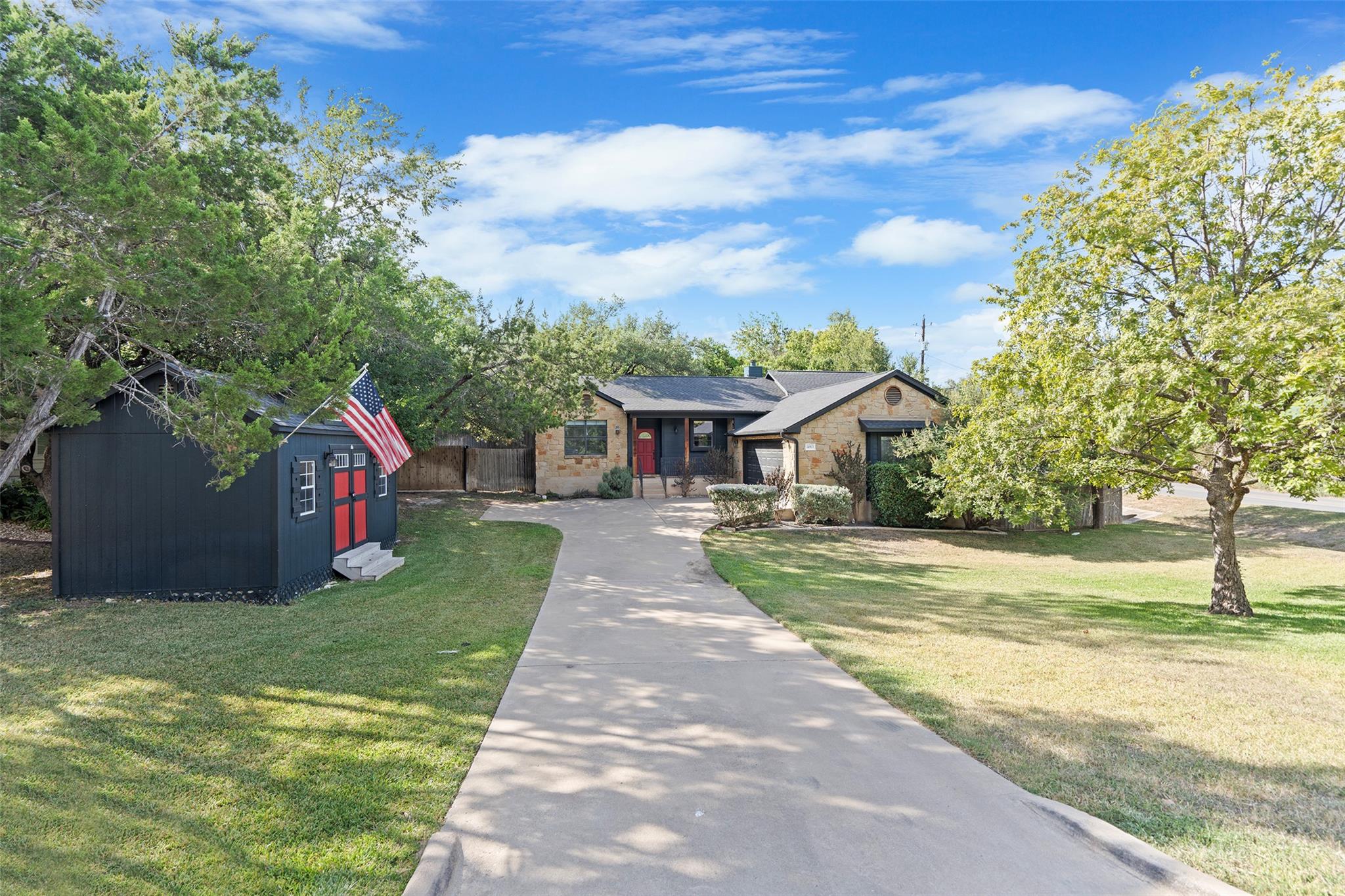 14913 Longbranch DR