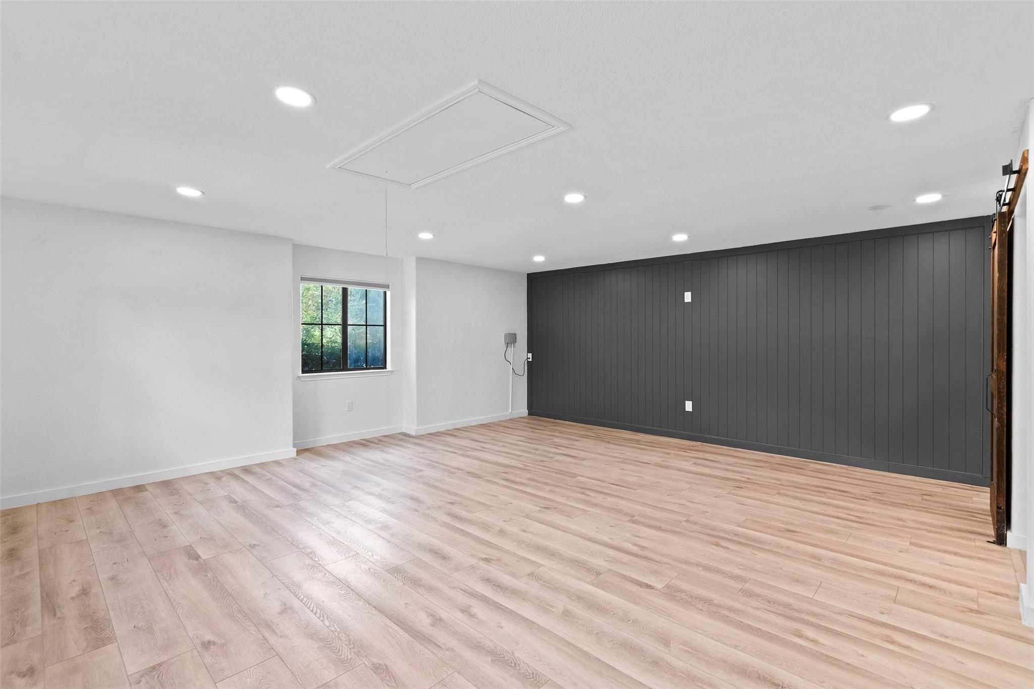 14913 Longbranch DR