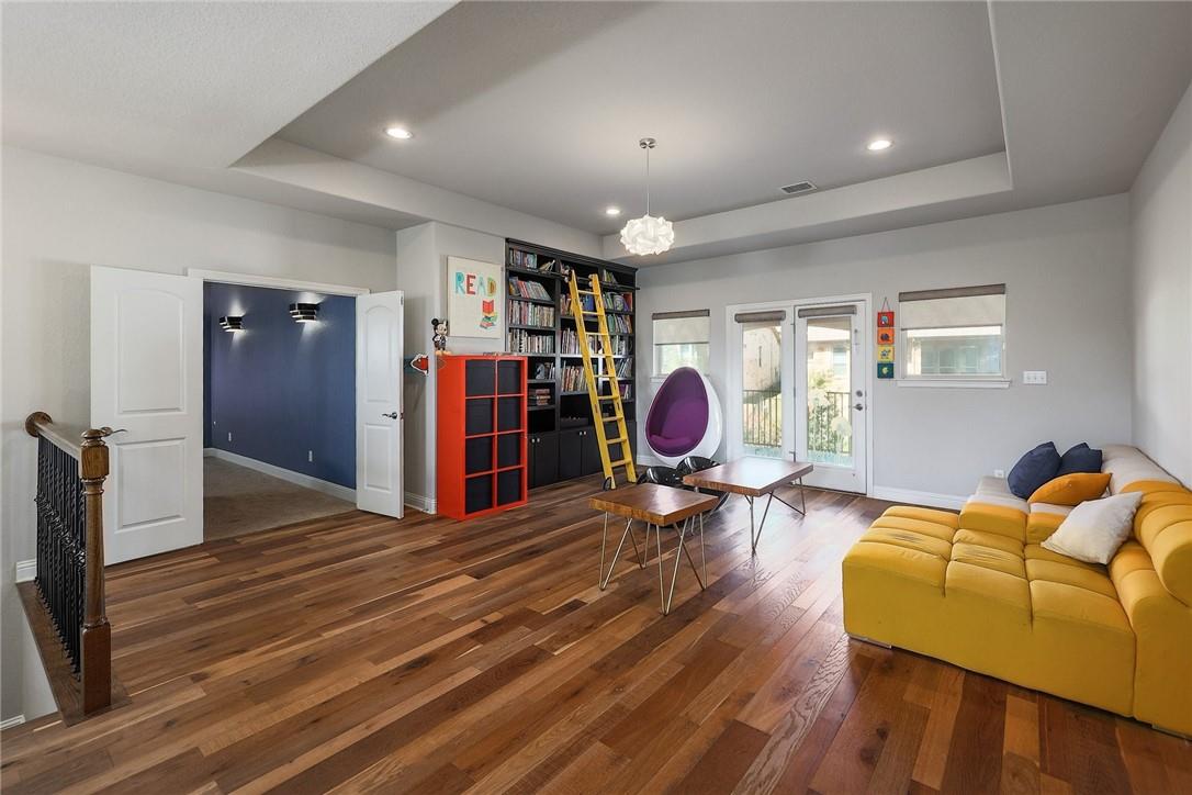 304 Duffy LN