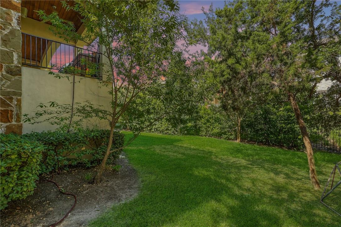 304 Duffy LN