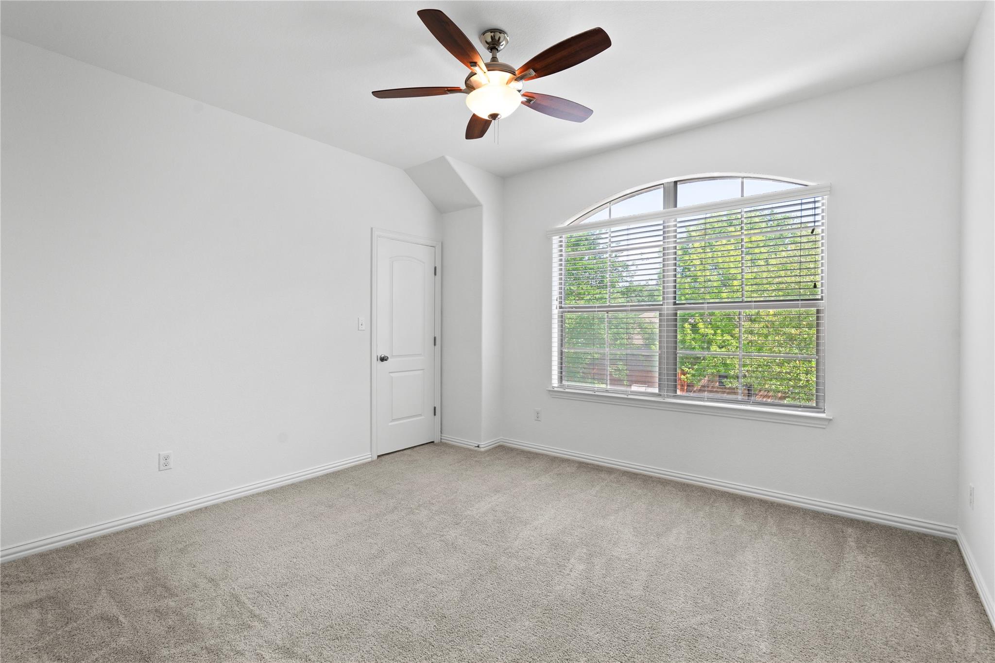 13116 Bismark DR