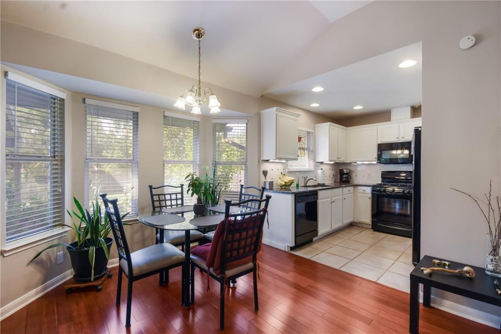 1252 Lacey Oak LOOP