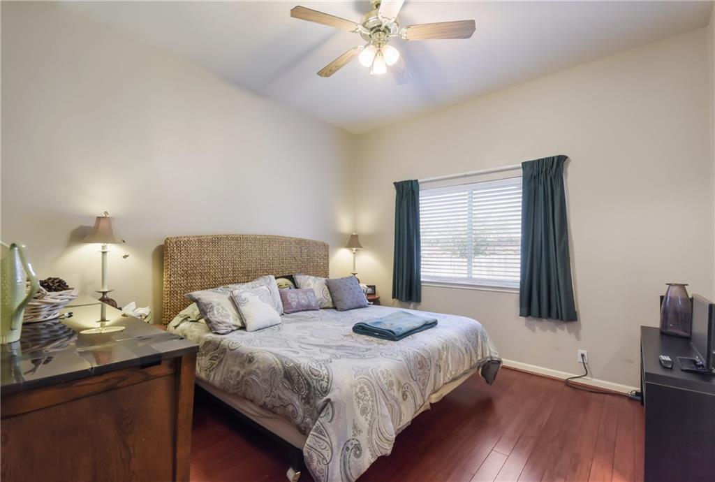 1252 Lacey Oak LOOP