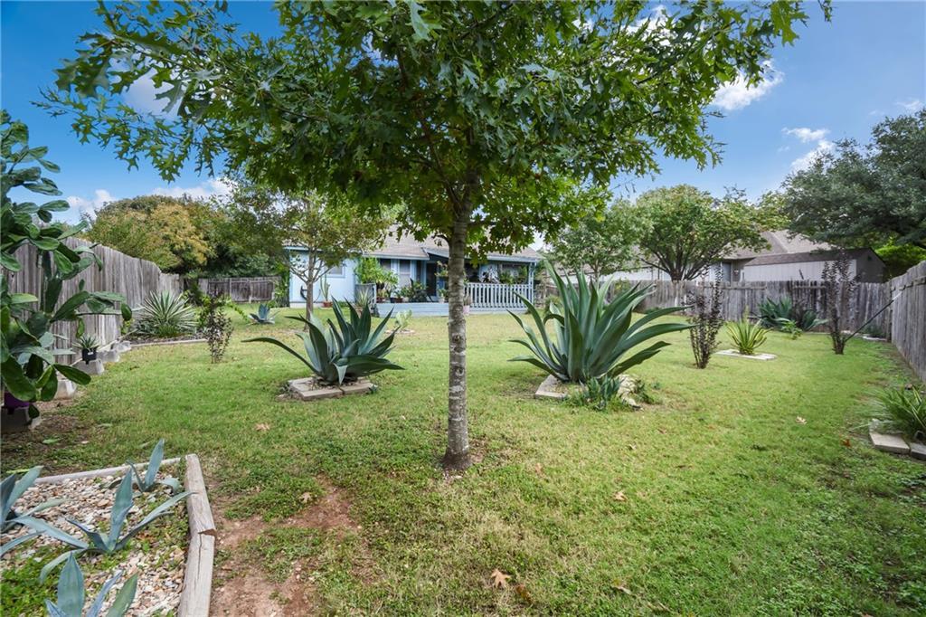 1252 Lacey Oak LOOP
