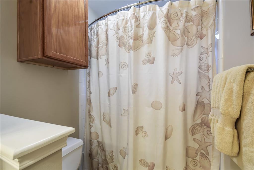 1252 Lacey Oak LOOP