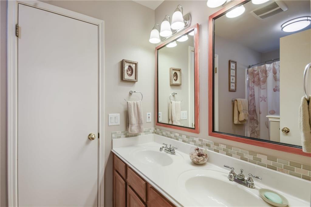 1252 Lacey Oak LOOP