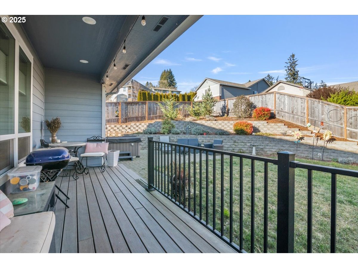 1331 OSPREY AVE SE