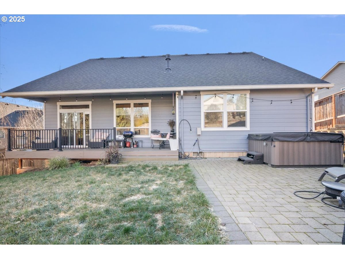 1331 OSPREY AVE SE