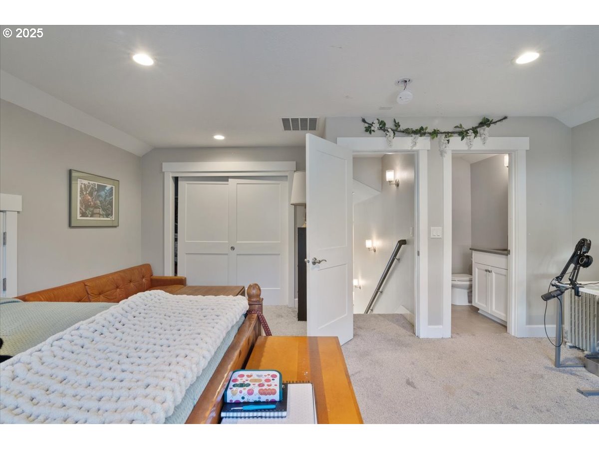 1331 OSPREY AVE SE