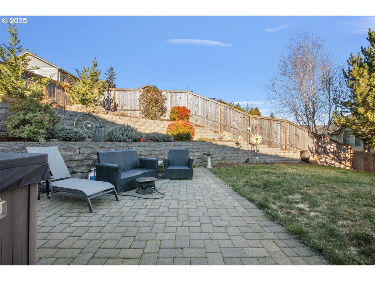 1331 OSPREY AVE SE