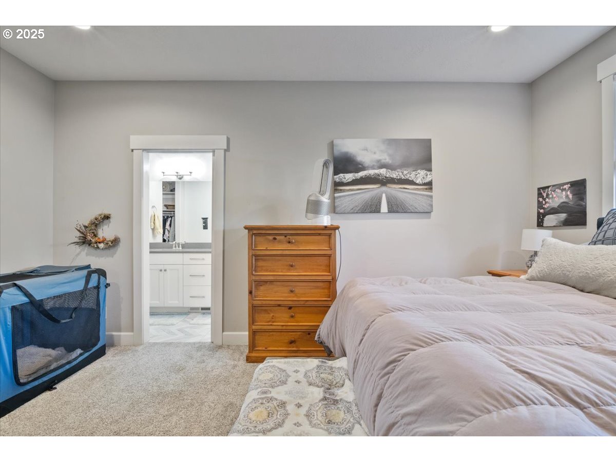 1331 OSPREY AVE SE