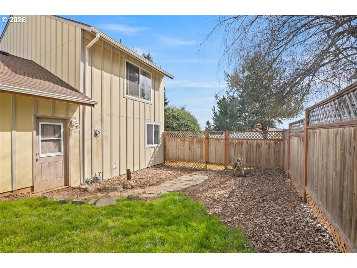 1450 SW BRIDLEWOOD DR 1