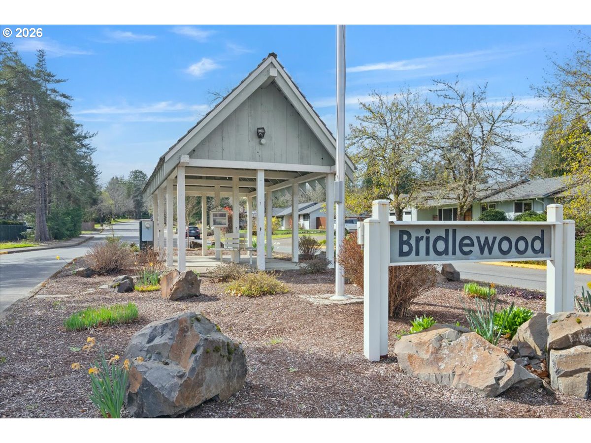 1450 SW BRIDLEWOOD DR 1