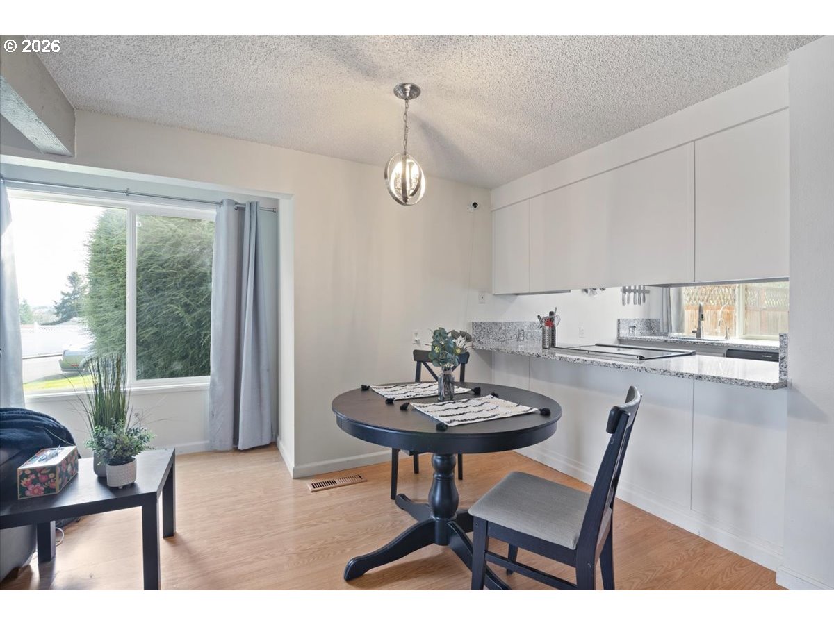 1450 SW BRIDLEWOOD DR 1