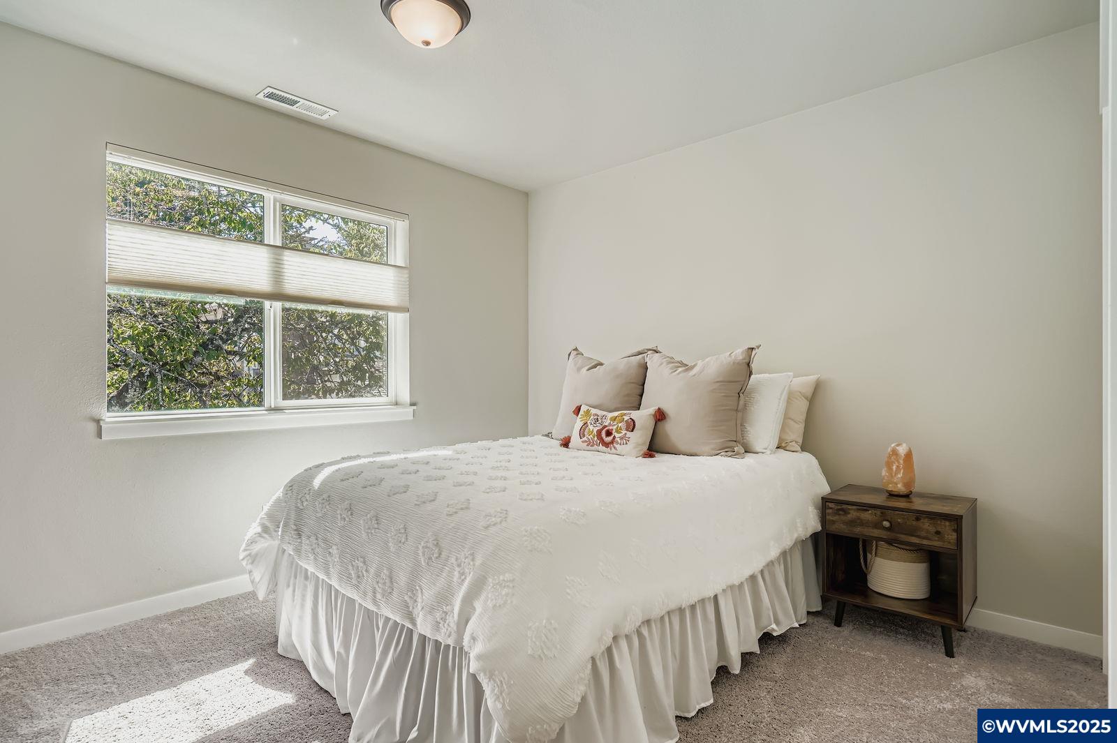 5585 Mountain Quail Dr