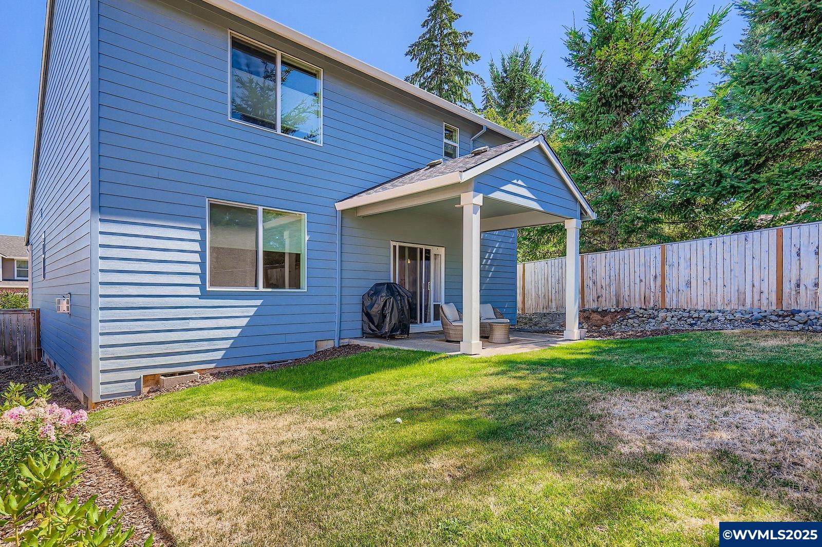 5585 Mountain Quail Dr