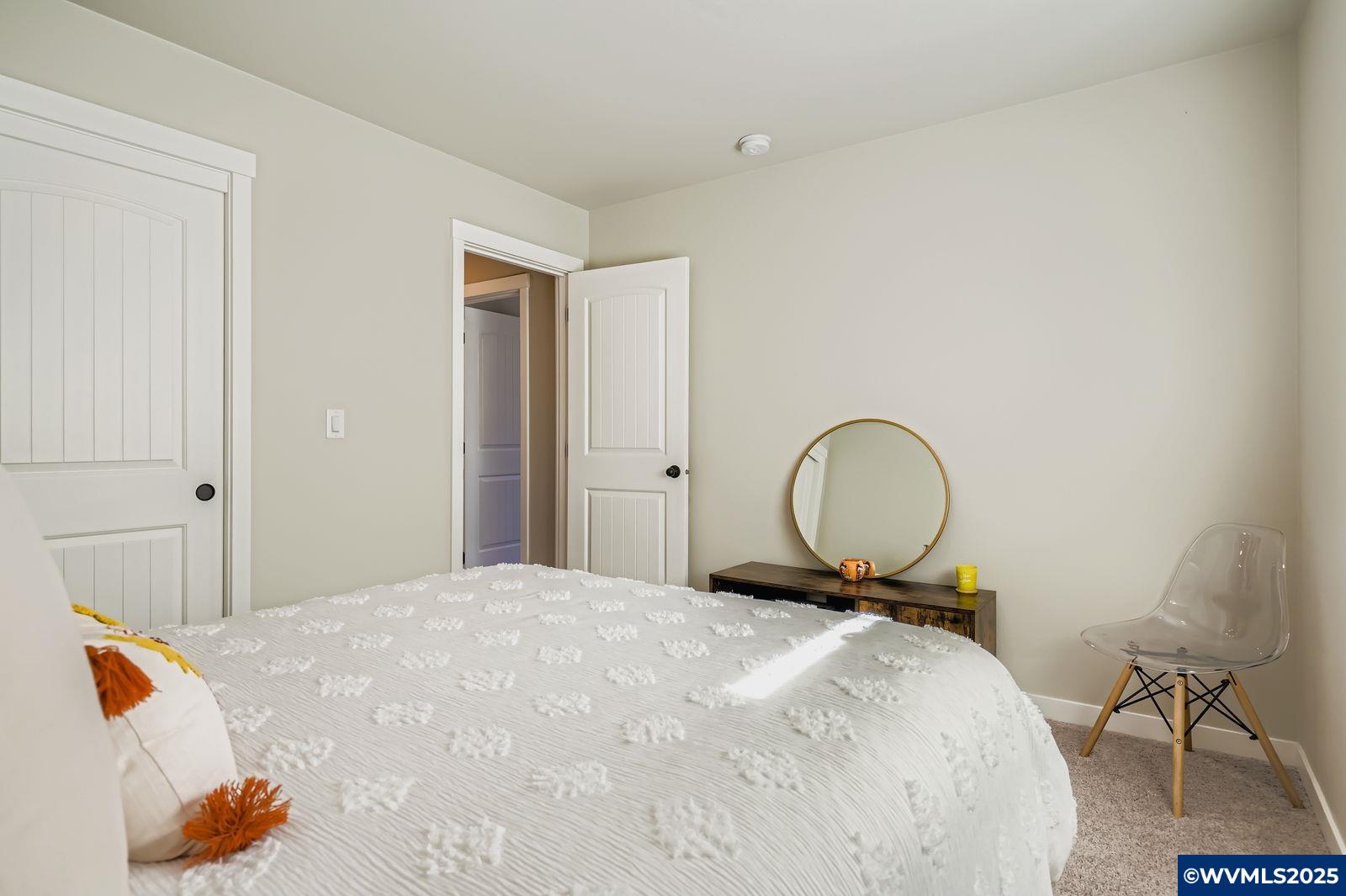 5585 Mountain Quail Dr