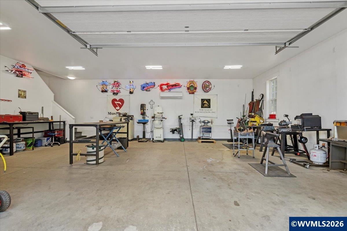 4398 Croisan Ridge Wy