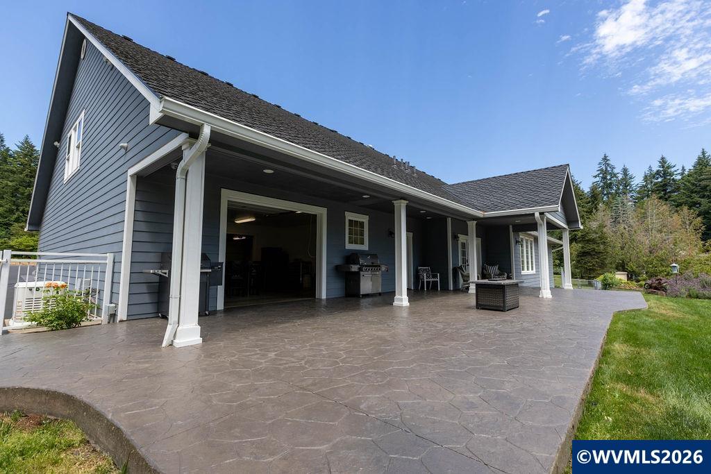 4398 Croisan Ridge Wy