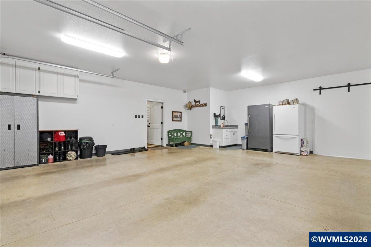 4398 Croisan Ridge Wy