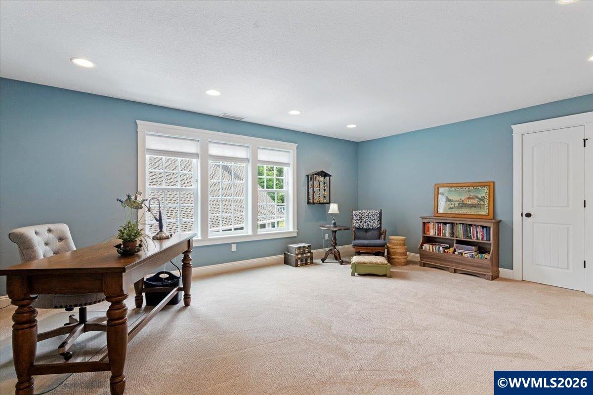 4398 Croisan Ridge Wy