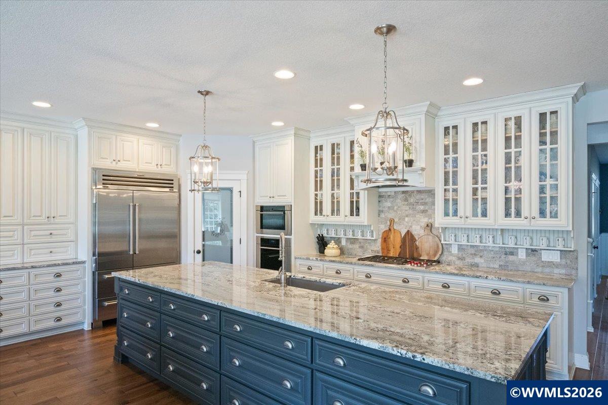 4398 Croisan Ridge Wy