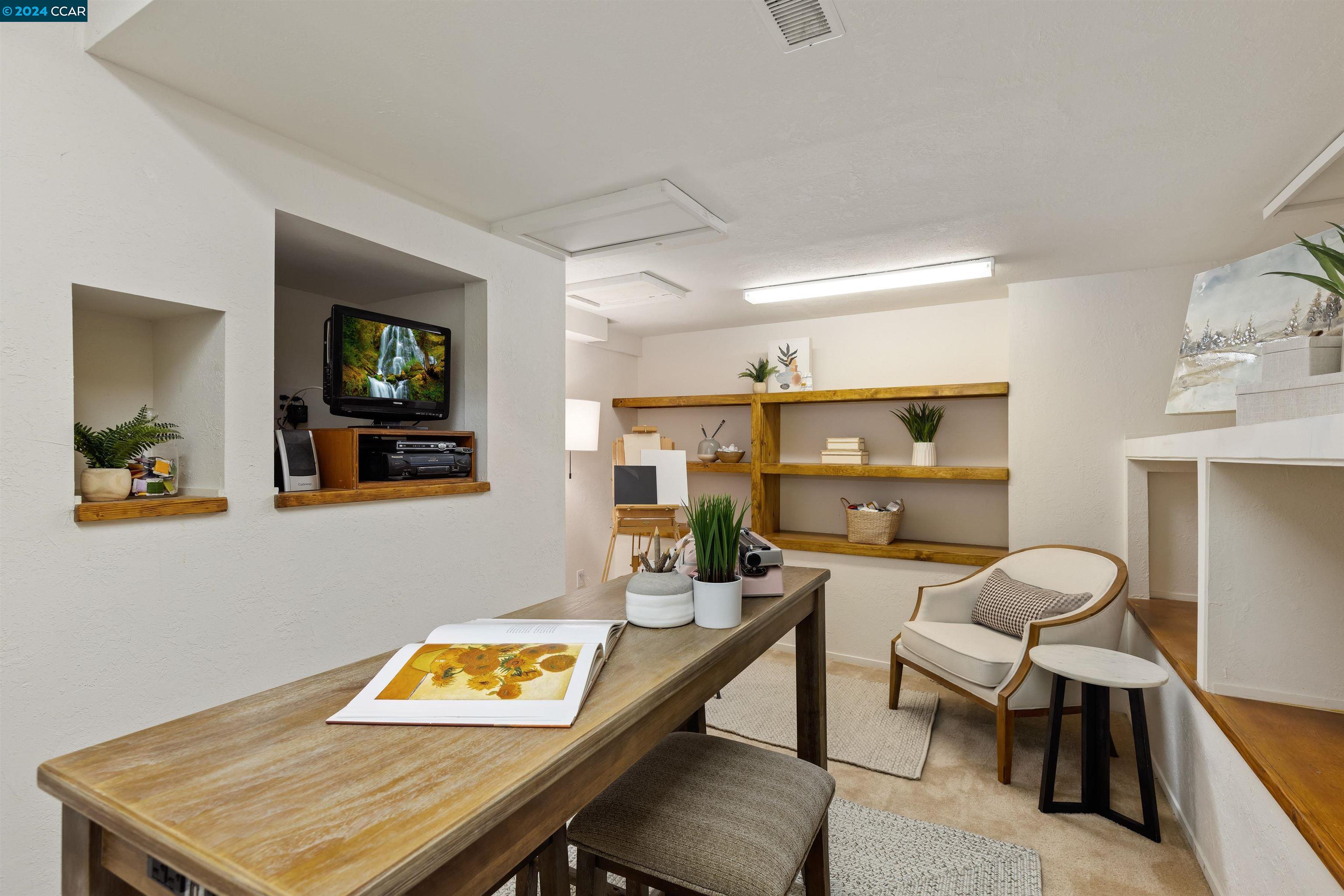 6839 Shepherd Canyon Rd